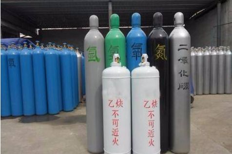 工業(yè)氣體、特種氣體使用、鋼瓶?jī)?chǔ)存和運(yùn)輸?shù)淖⒁馐马?xiàng)